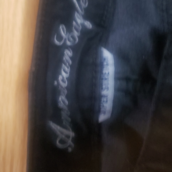 size 4 American eagle womans jeans - Picture 3 of 6